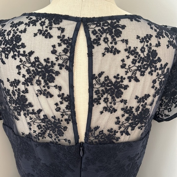 Taylor Brand Navy Blue Dress with Pockets size 6 - Picture 6 of 12